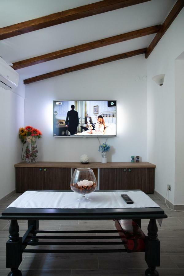 Damjanic Holiday House Бртонигла Екстер'єр фото