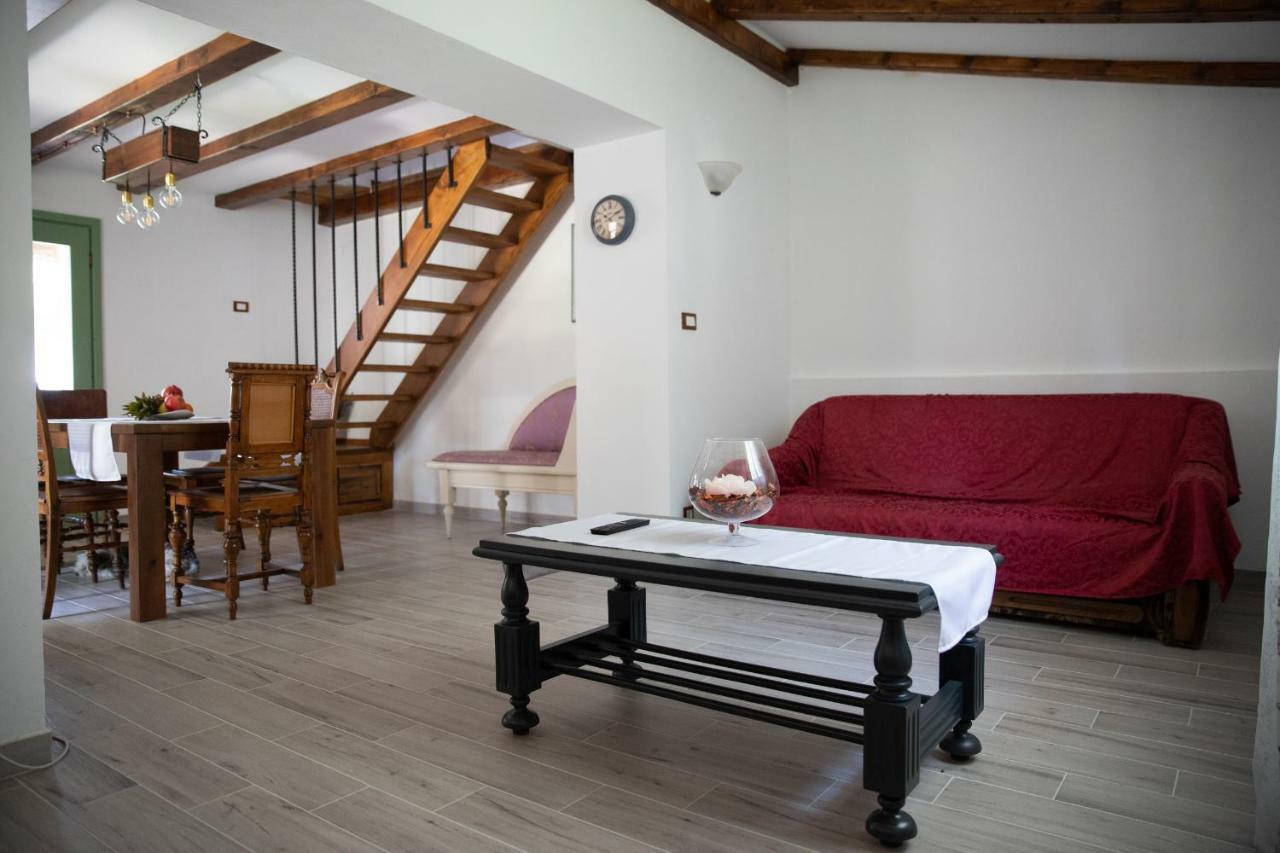 Damjanic Holiday House Бртонигла Екстер'єр фото
